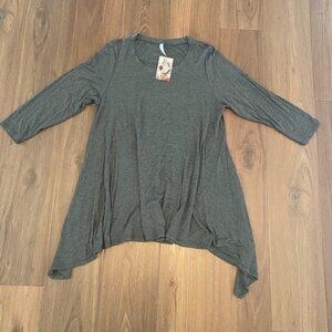 NWT Emerald women’s Gray Women's tunic 3/4 sleeve Top size XL 1X